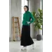 فستان أسود بغطاء رأس وجيب أمامي فستان أسود بغطاء رأس وجيب أمامي
